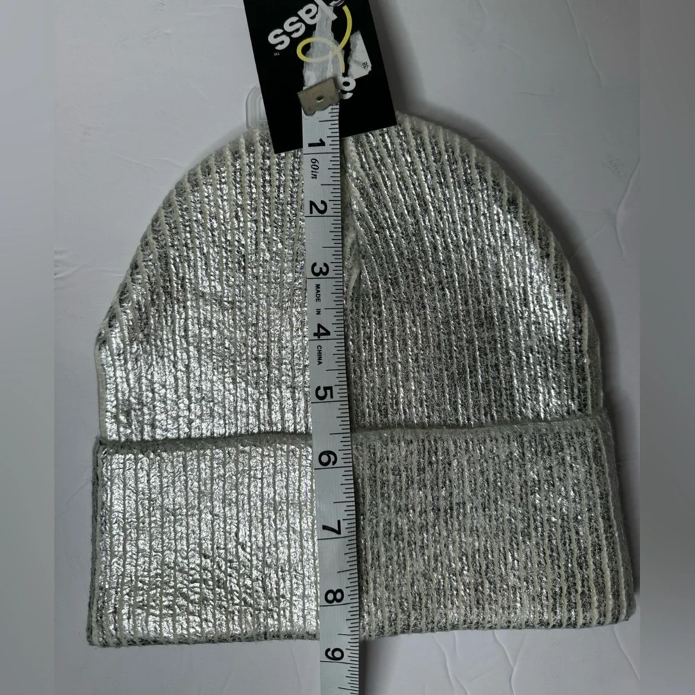 Art Class Silver Metallic Rib‎ Knit Cuffed Beanie Hat OSFM NWT